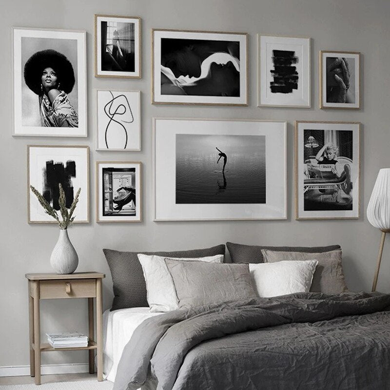 Black & White Retro Canvas Pictures
